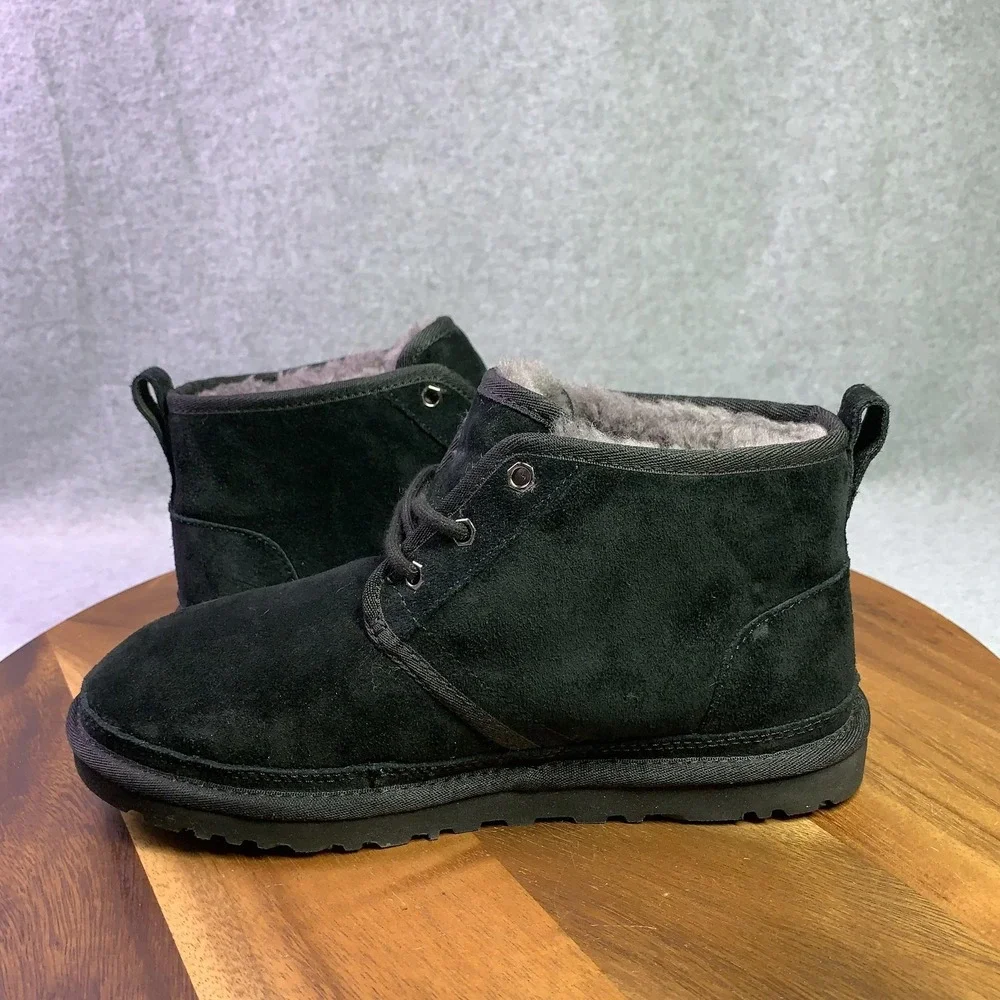 UGG Neumel Boots Mens Size 7 Black Suede Chukka Shearling Lined Ankle Casual EUC